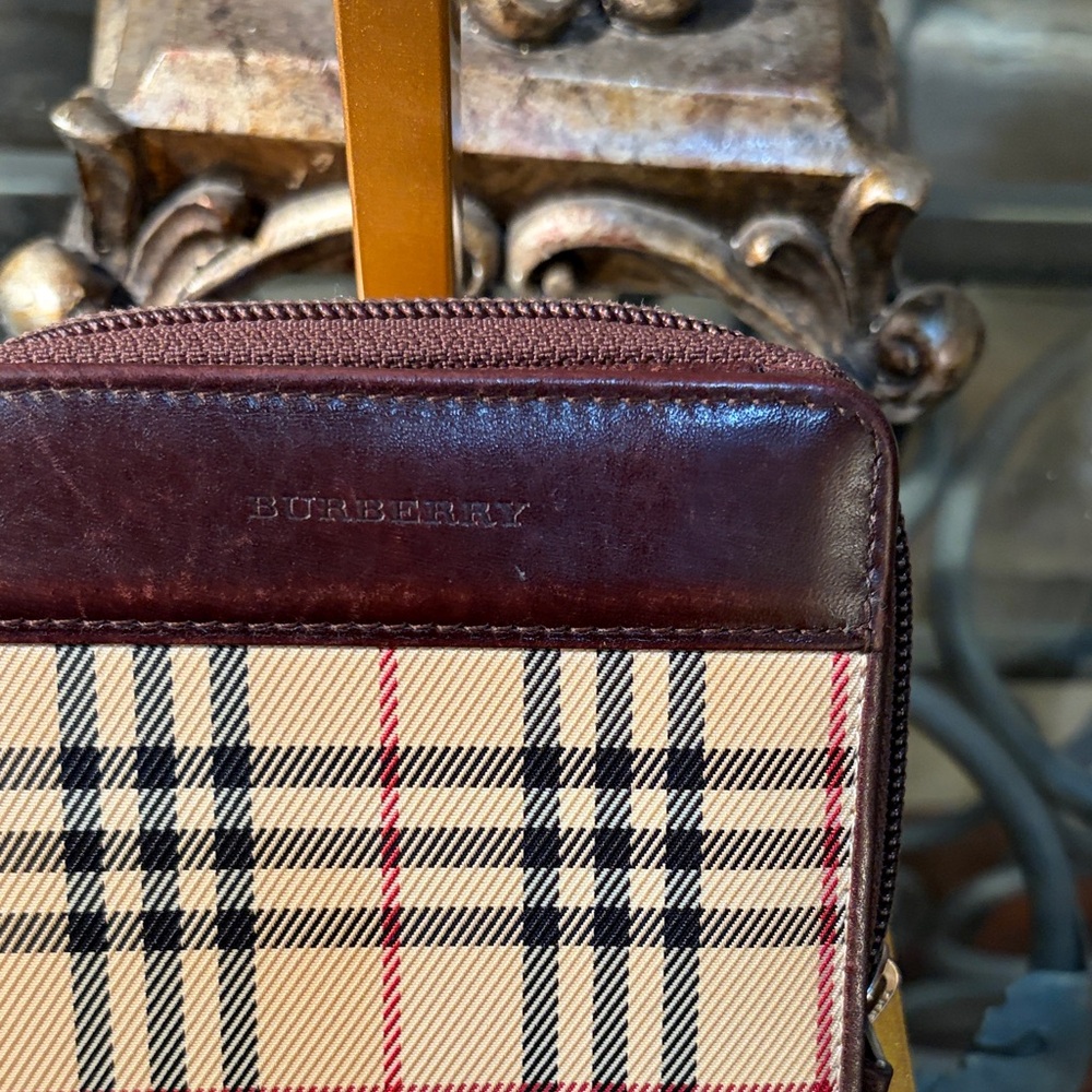 Burberry Brown NovaCheck Wallet - Picture 2 of 11